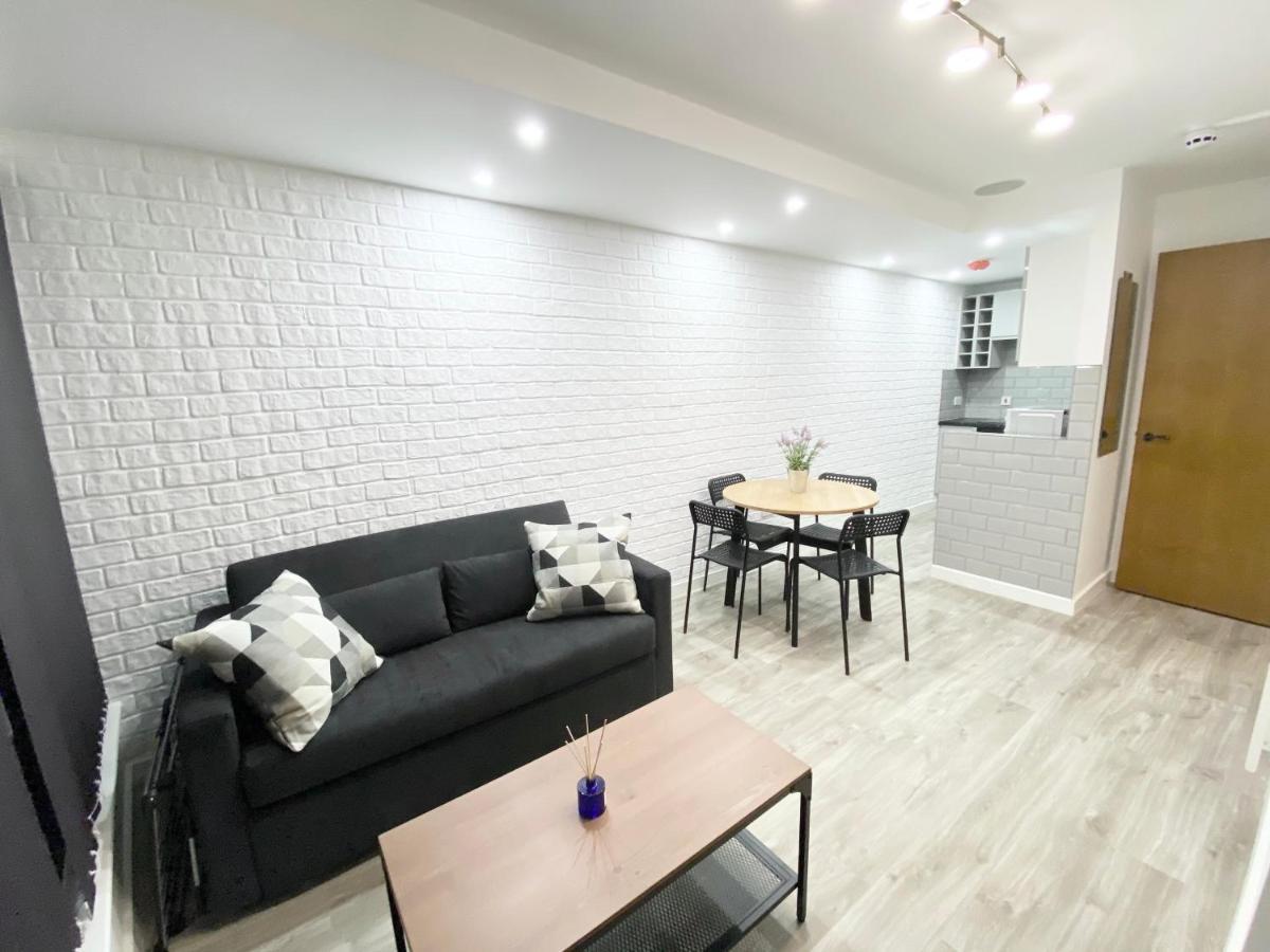The Works - Private One Bedroom Apartment Manchester Exterior foto